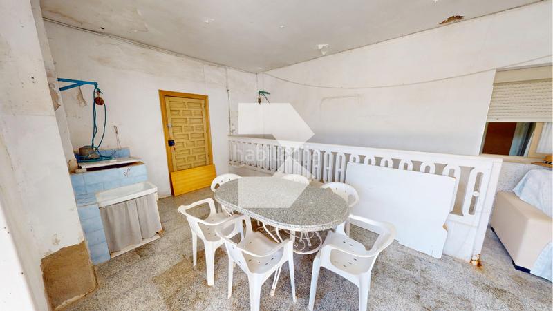Foto df60d9ce-f7e5-4b1c-9da2-ada6d2d5b76f. Casa adossada amb aparcament a Campello Pueblo Campello (el)