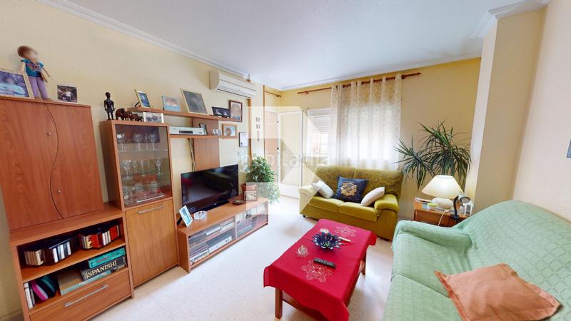 Foto 48b49117-4d82-4f18-a13d-56285d9670f1. Appartement dans Campello Pueblo Campello (el)