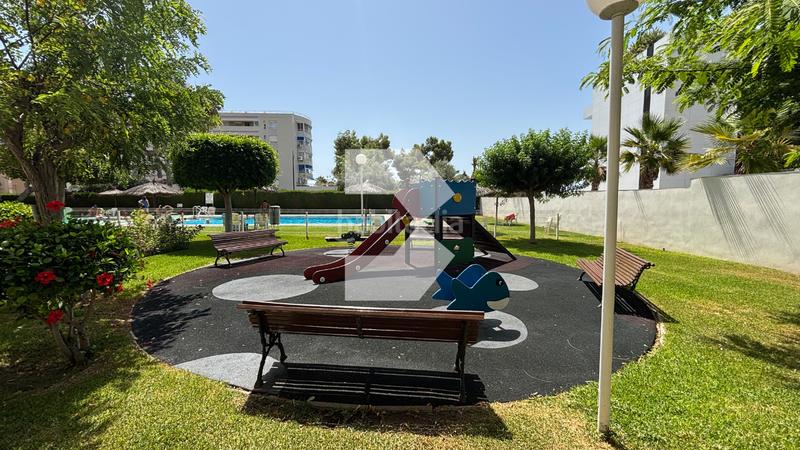 Foto 1d540723-0a98-4741-89cb-73c6610a41cb. Piso en Playa Muchavista Campello (el)