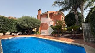 Chalet  Avenida de miguel hernández