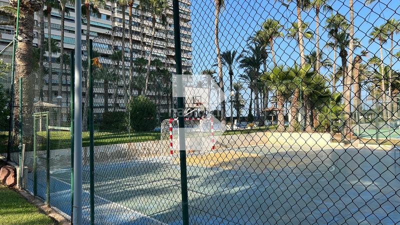 Foto 381f2779-0015-4fff-9b5d-db1aa6df11fd. Flat with heating parking pool in Playa Muchavista Campello (el)