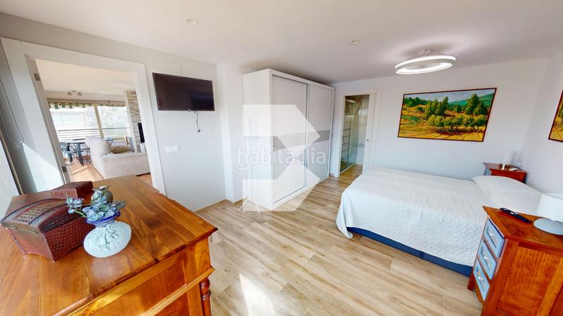 Foto a2542787-3a7e-4650-ba00-90782ab67f00. Flat with heating parking pool in Playa Muchavista Campello (el)