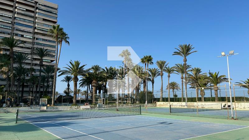 Foto f2311e05-675e-40e3-ade7-9f22952f8c74. Flat with heating parking pool in Playa Muchavista Campello (el)