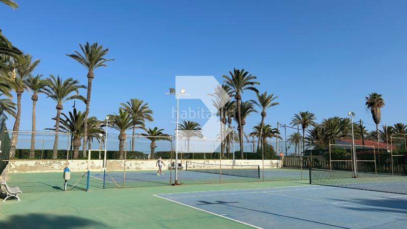 Foto 370d3681-5f42-434f-83e3-5d6139af9ea5. Pis amb calefacció aparcament piscina a Playa Muchavista Campello (el)