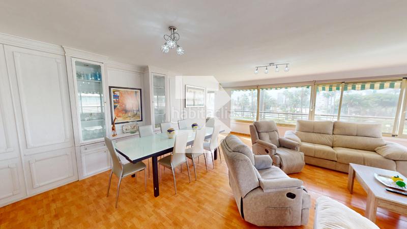 Foto f4a4994b-0cc2-4616-bffe-33b573a5fecd. Pis amb calefacció aparcament piscina a Playa Muchavista Campello (el)