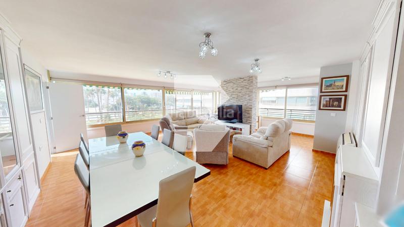 Foto 499e944b-6f83-4c77-a814-b00eca03af5c. Piso en Playa Muchavista Campello (el)