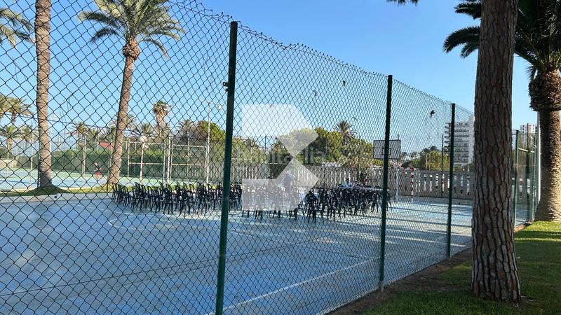 Foto a54d94ce-3fbc-4be7-b17d-39e52bce1ac7. Piso en Playa Muchavista Campello (el)