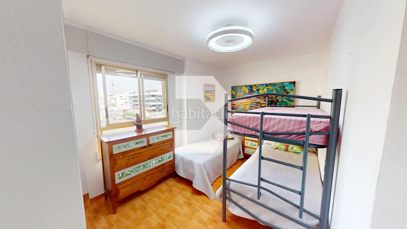 Foto f459253f-3b95-4edb-ab05-ce79f09f5dee. Piso en Playa Muchavista Campello (el)