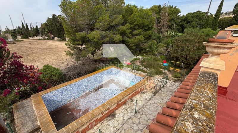 Foto 83cf19d1-5777-4720-9642-37ba451da7bc. Chalet with parking pool in Centro Mutxamel