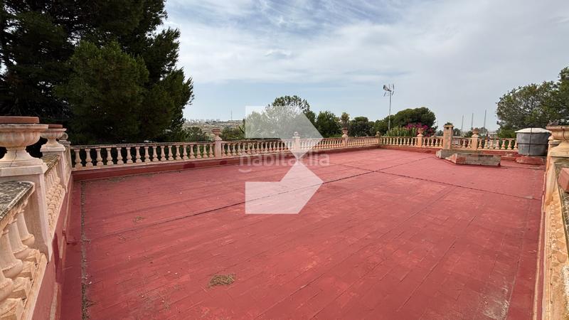 Foto ade838f2-9d7a-49a1-8584-ee9be885e522. Chalet with parking pool in Centro Mutxamel