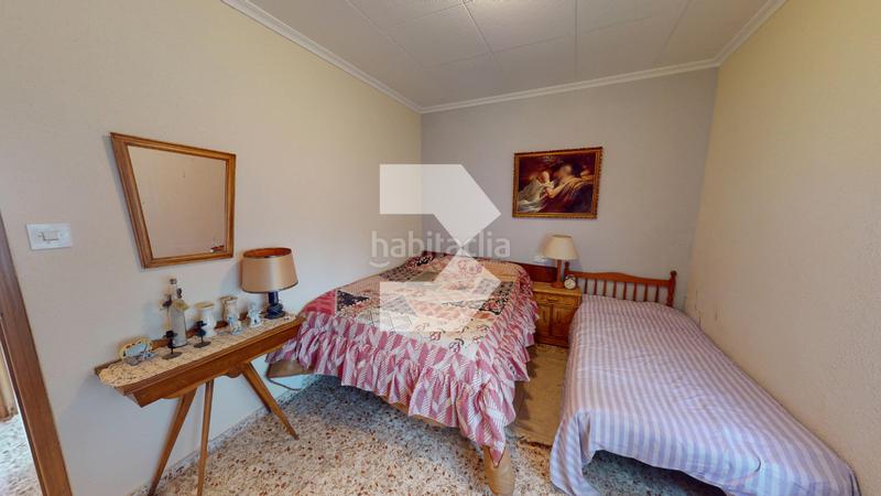 Foto c87d7194-4ceb-4b0a-a77a-178a57b21757. Chalet with parking pool in Centro Mutxamel