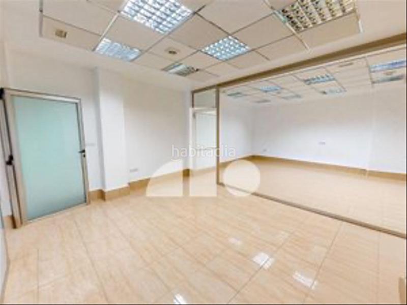 Foto b5832e37-1cc5-499f-83e7-74907b4b9890. Local comercial en Carolinas Altas Alicante