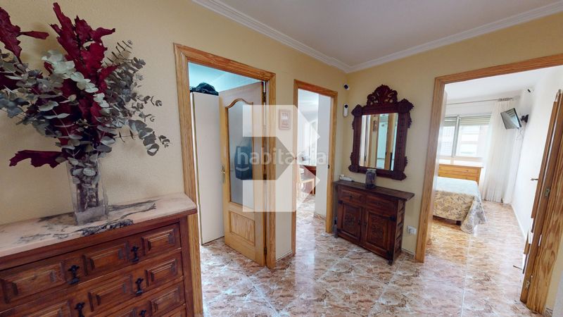 Foto 602fd8d3-cb7c-4de4-94d6-b55a9a0c05c6. Pis a Campello Pueblo Campello (el)