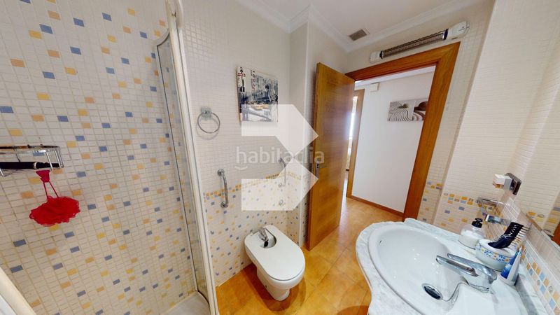 Foto 563e9543-e0e3-4185-8839-123cad005f97. Pis amb piscina a Playa Muchavista Campello (el)