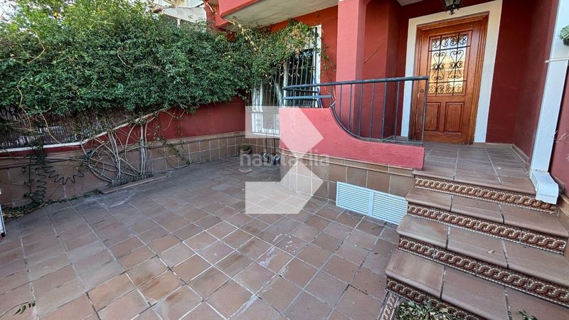 Foto cd2b8c8f-2578-4fe9-a85c-eb90ccb2bd54. Casa adossada amb xemeneia a Campello Pueblo Campello (el)