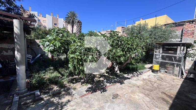 Foto 31530256-65e7-4089-b1cf-471da31bc344. Casa adossada amb calefacció a Campello Pueblo Campello (el)