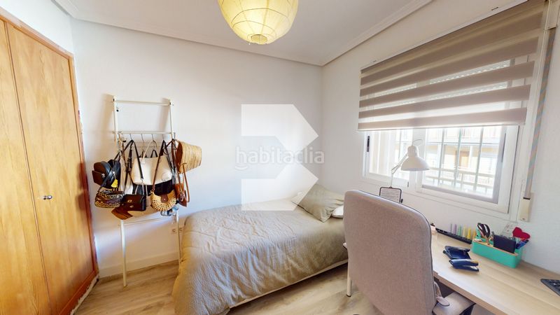 Foto efe18aed-a589-4790-867f-010f2e003226. Àtic amb calefacció piscina a Pueblo Acantilado-Lanuza Campello (el)