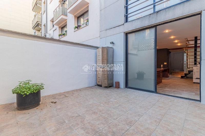 Foto 0672ca51-2823-46d3-9729-c35842868bb9. Location local commercial dans El Coll Sant Cugat del Vallès