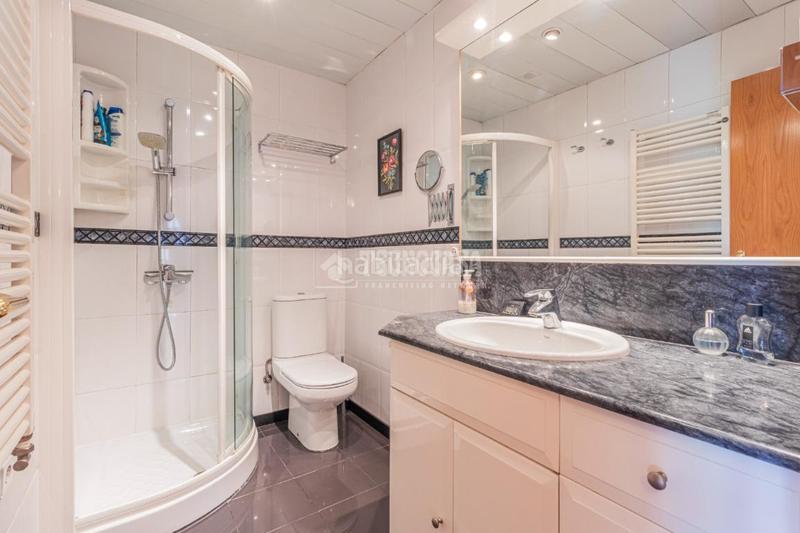 Foto 0db75d06-0fe7-48b6-91ef-943333569034. Maison jumelée avec chauffage parking dans Sant Domènec Sant Cugat del Vallès