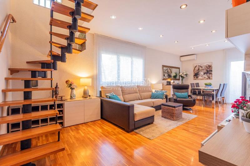 Foto 10e97c9a-8cea-48c6-a042-18ad408ee3b9. Maison jumelée avec chauffage parking dans Sant Domènec Sant Cugat del Vallès