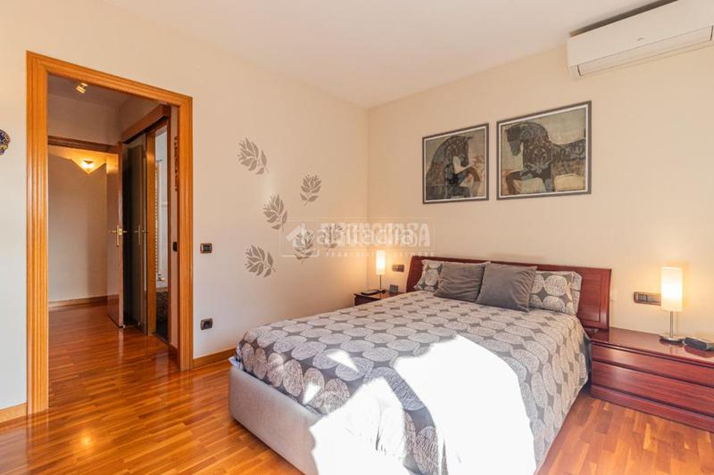 Foto 3f31ab40-1ea0-467e-a2ad-65b6f3652c04. Maison jumelée avec chauffage parking dans Sant Domènec Sant Cugat del Vallès