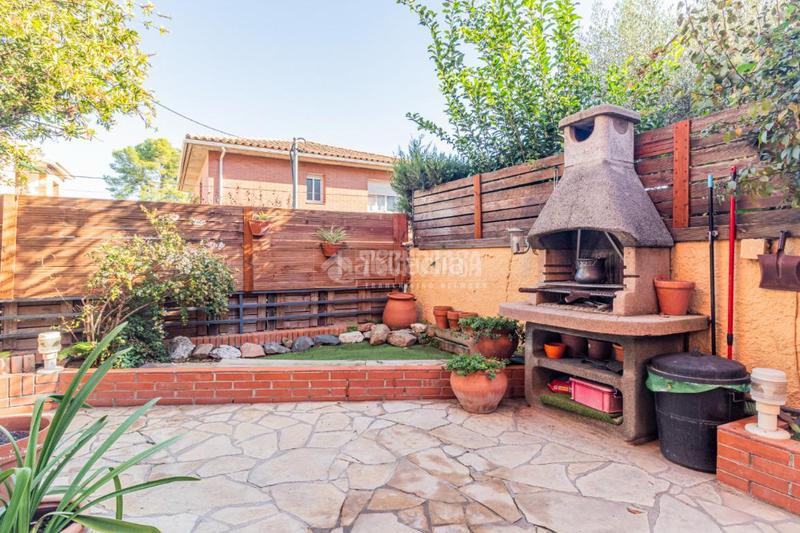 Foto 4c2326bd-ef8a-47fc-9b37-907a5d97a538. Maison jumelée avec chauffage parking dans Sant Domènec Sant Cugat del Vallès