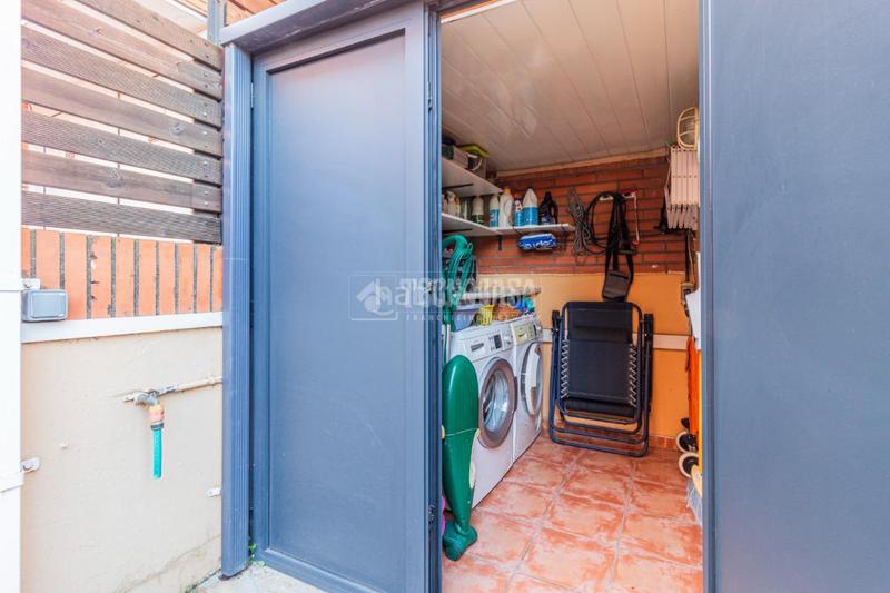 Foto a5de1b93-ccf7-44d9-b583-c6e4ef01c747. Maison jumelée avec chauffage parking dans Sant Domènec Sant Cugat del Vallès