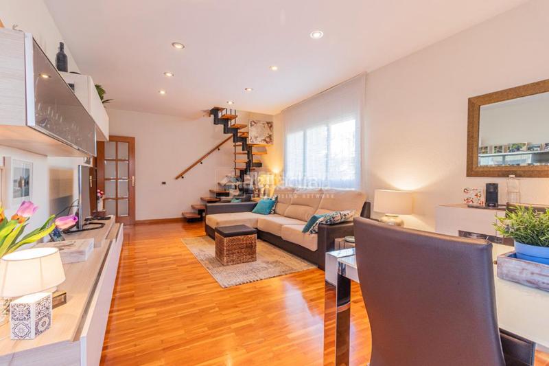 Foto c2589fbf-3375-4d29-a901-d42ef8465dc7. Maison jumelée avec chauffage parking dans Sant Domènec Sant Cugat del Vallès