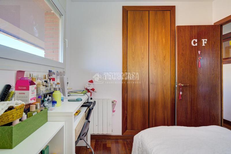 Foto 85b4a7f4-a589-45f7-a509-99efe113eef3. Àtic amb calefacció aparcament piscina a Parc Central Sant Cugat del Vallès