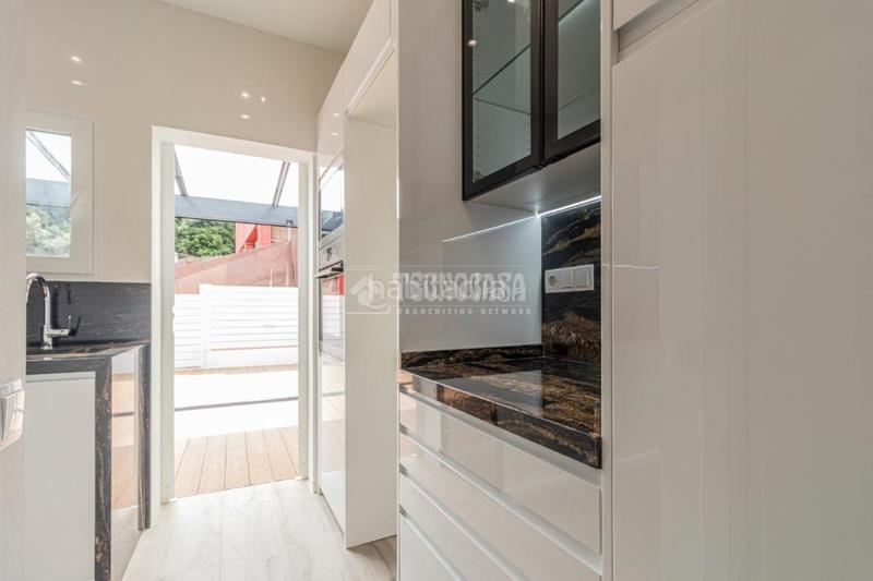 Foto b8de525d-f7a8-4648-9bd1-0a625a05bd8b. Rent flat in La Floresta Sant Cugat del Vallès