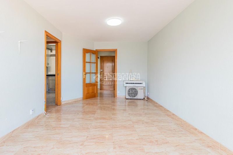 Foto bedd26d7-fb08-4f33-b0e0-586026d956ae. Àtic a Centre - Estació Sant Cugat del Vallès