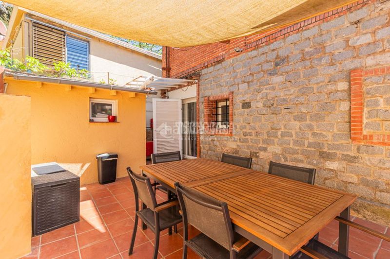 Foto 3bfad2ad-9526-4588-9149-329f637fbb30. Casa amb calefacció aparcament a Valldoreix Sant Cugat del Vallès