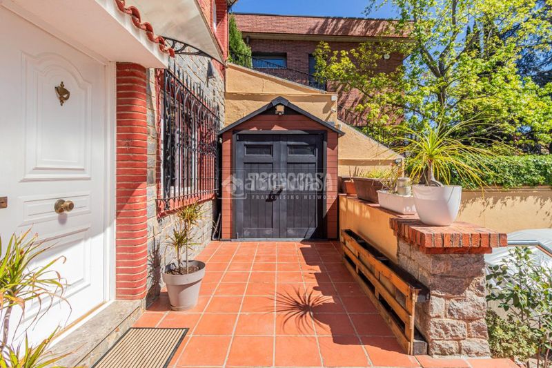 Foto 87640139-11b0-4dd7-85fc-d19c6fd72905. Casa amb calefacció aparcament a Valldoreix Sant Cugat del Vallès