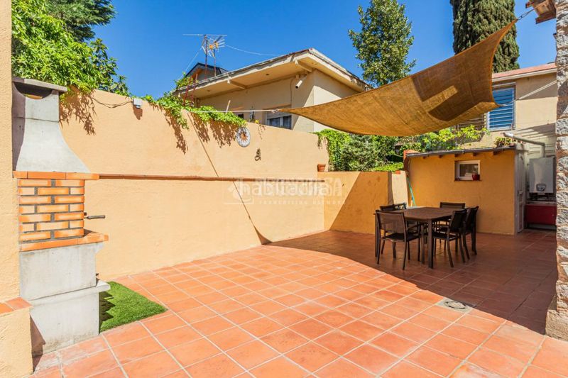 Foto b512bd25-a5db-4e8b-b812-896139167535. Casa amb calefacció aparcament a Valldoreix Sant Cugat del Vallès