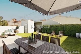 Maison jumelée à Centre - Estació. Casa en venta en sant cugat del vallès