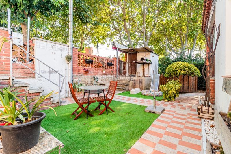 Foto 091ddb16-a288-4c2a-b942-e94959520378. Casa amb calefacció aparcament a Mira-sol Sant Cugat del Vallès