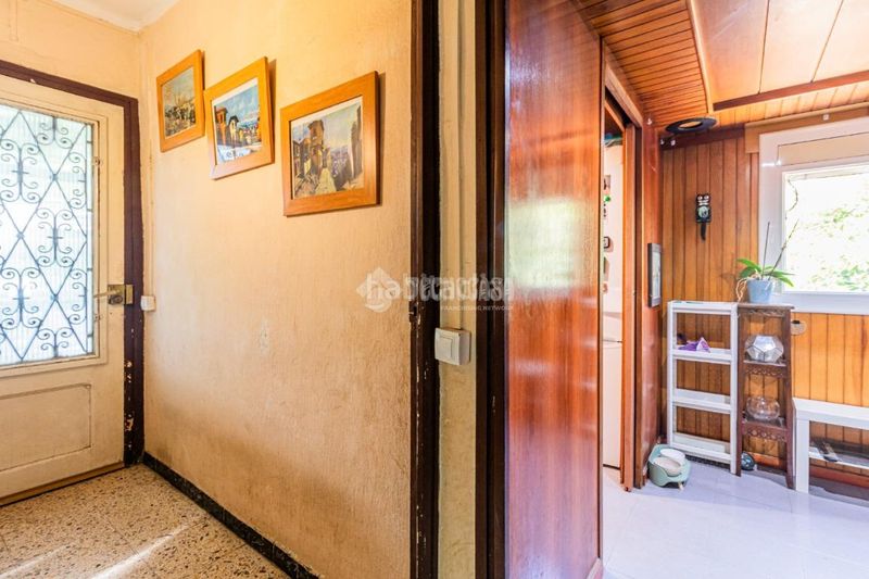Foto 67579c40-3347-4725-9ee3-e98cb0ffc967. Casa amb calefacció aparcament a Mira-sol Sant Cugat del Vallès