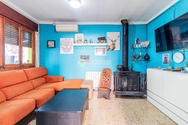 Foto ac548baa-f46e-4b31-9d56-d75f95b46798. Casa amb calefacció aparcament a Mira-sol Sant Cugat del Vallès