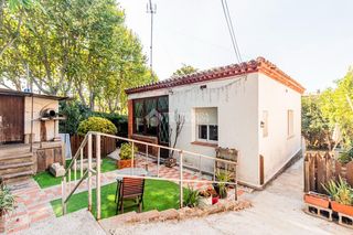 Casa a Mira-sol. Casa en venta en sant cugat del vallès