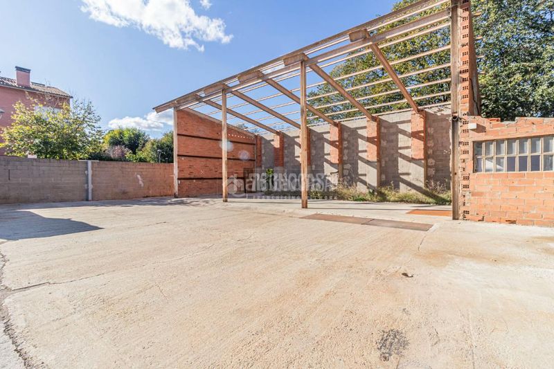 Foto d5db11b3-7e17-4053-ae0f-ff80905c6acf. Area edificabile industriale in Sant Francesc Sant Cugat del Vallès