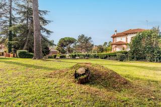 Terrain résidentiel à Valldoreix. Terrenos en venta en sant cugat del vallès