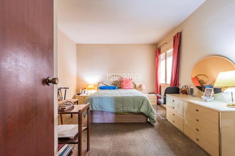 Foto e181da44-e3b4-4bbd-8fa7-65f58c53a9f7. Dúplex piso en venta en Centre - Estació Sant Cugat del Vallès