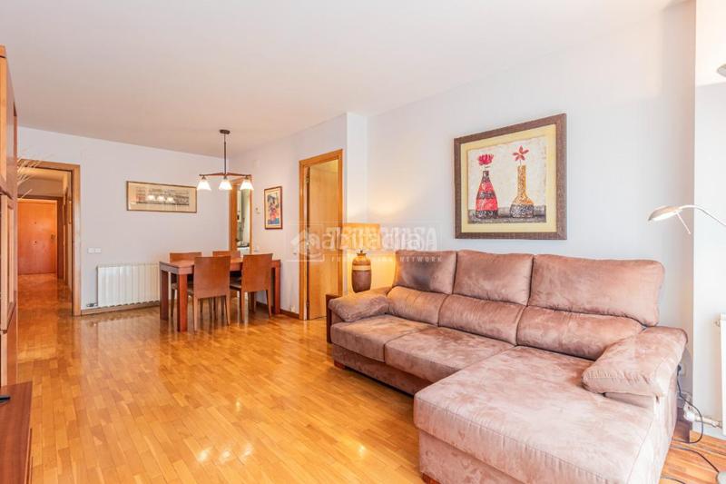 Foto 689430b6-3ec0-45a9-a05c-6aed8ac1f53f. Piso  en venta en El Coll Sant Cugat del Vallès