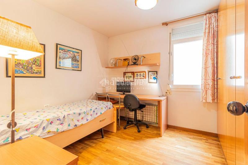 Foto ae611b27-8298-40ee-bcfa-4380685fef77. Piso  en venta en El Coll Sant Cugat del Vallès
