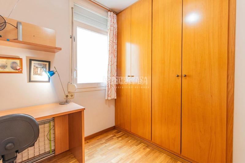 Foto e6515d08-50f7-40ae-aef0-9588c81a3179. Piso  en venta en El Coll Sant Cugat del Vallès