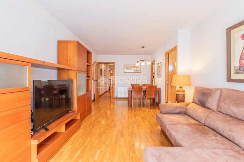 Foto ffd3d5c5-0fa3-44d9-be41-72da460e4ff9. Piso  en venta en El Coll Sant Cugat del Vallès