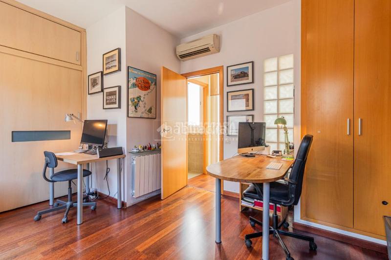 Foto 4c1b9239-127a-428b-9da9-f0c9ae1b451c. Casa pareada casa en venta en Centre - Estació Sant Cugat del Vallès