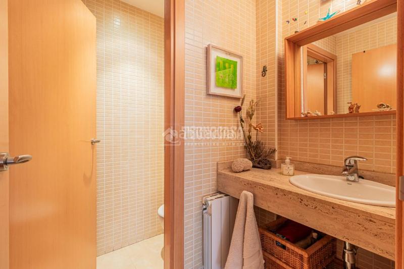 Foto a4a22b25-17e7-4c34-b7a7-21d16518e0dd. Casa pareada casa en venta en Centre - Estació Sant Cugat del Vallès