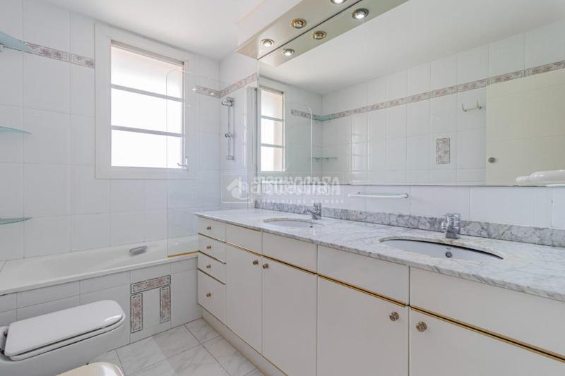 Foto b48192f9-905d-4659-ae42-0b4dec7b4869. Ático  en venta en Sant Domènec Sant Cugat del Vallès