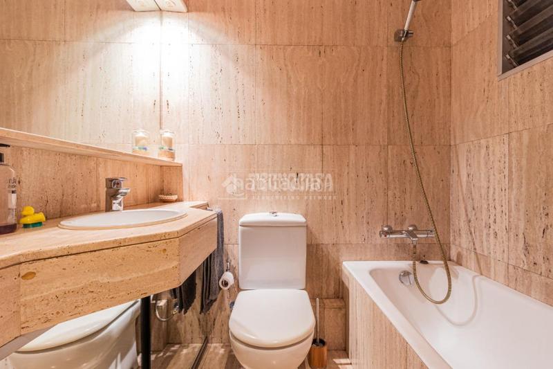 Foto 45150dec-e02a-44cd-a6bd-b91865542671. Piso  en venta en Centre - Estació Sant Cugat del Vallès